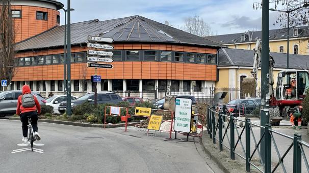 Jonak annecy deals